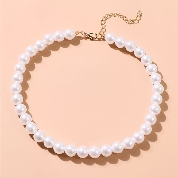 ⚜️𝟯𝟬%𝗢𝗙𝗙 𝗯𝘂𝗻𝗱𝗹𝗲𝘀 𝟯+⚜️ NEW Large Pearl Beaded Necklace - Picture 6 of 10